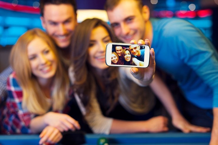 skmbet user Mobile user and Brand
